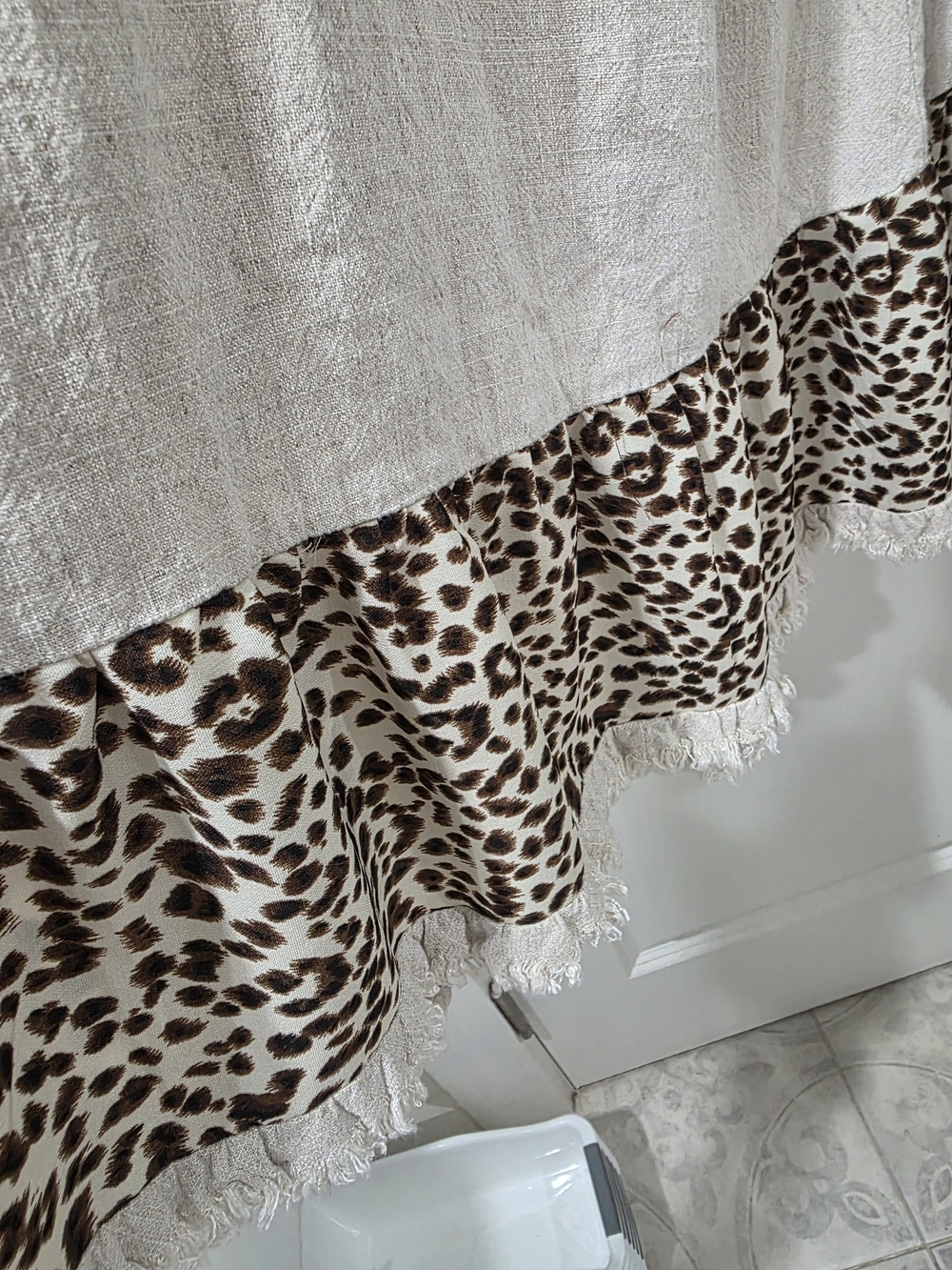 Umgee Cream Tunic with Leopard-Print Trim - Picture 4 of 5